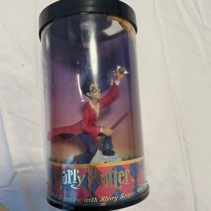 Vintage 2000 Enesco Hero Series Harry Potter Mini Figurine w/Story Scope!